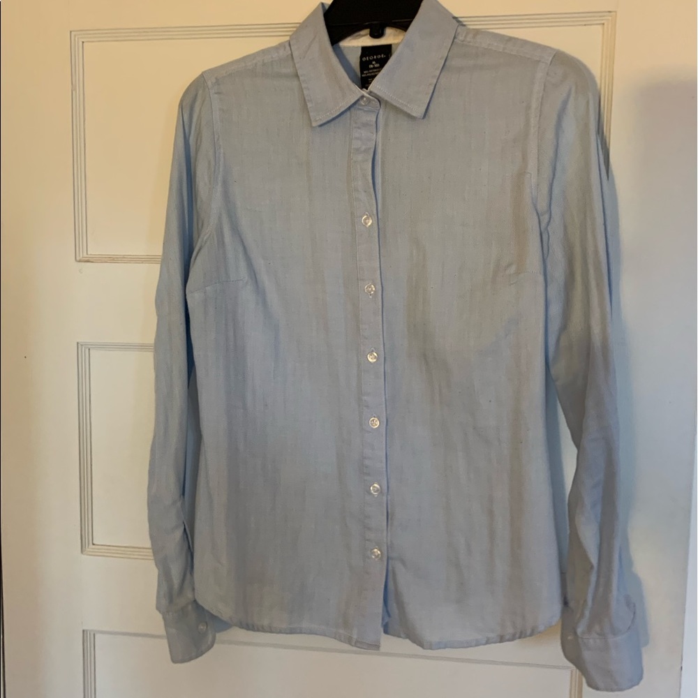Woman’s Button Up
